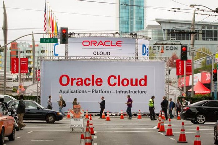 © Oracle OpenWorld | Facebook