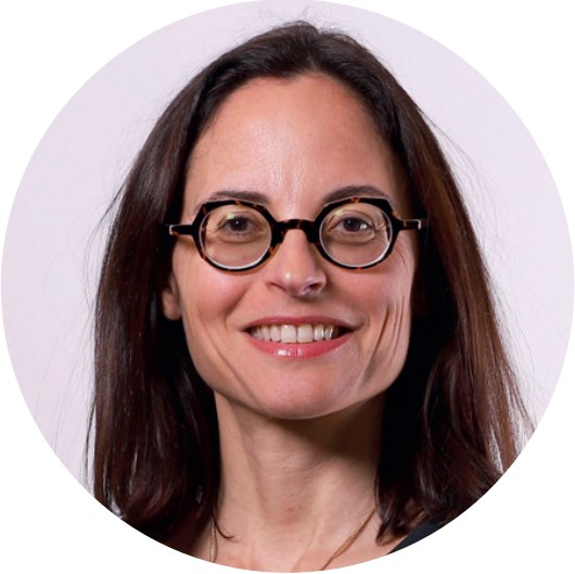 Karine Moral explique les risques d'un tel projet de Chatbot