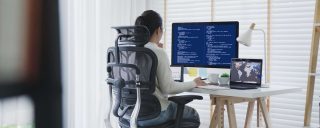 Freelances dans le numérique : mieux les connaître pour les attirer