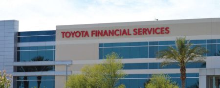 TFS, Toyota Financial Services, adopte le CDP de Imagino