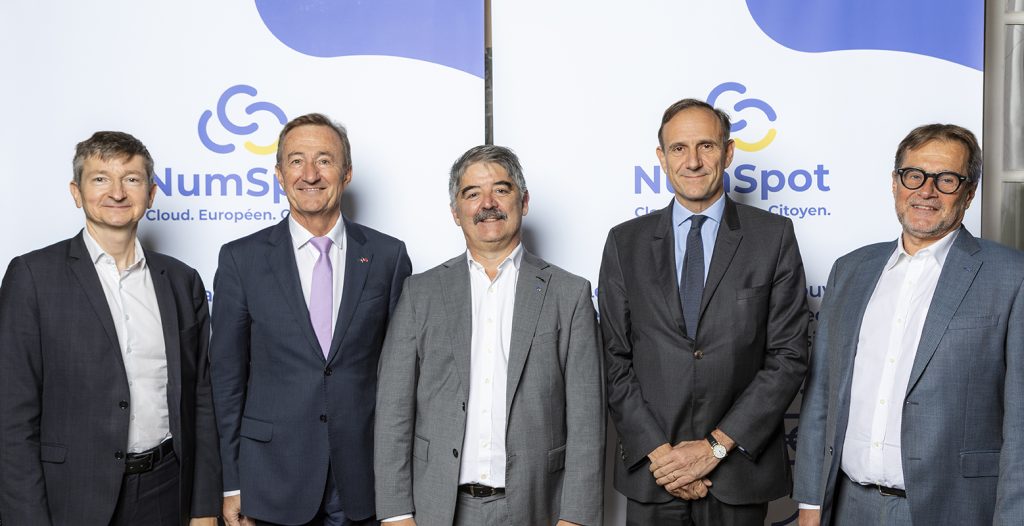 NumSpot, une idée et des hommes : Benoit Torloting (Directeur Général de Bouygues Telecom), Benoit Torloting (Directeur Général de Bouygues Telecom), Alain Issarni (Président Exécutif de NumSpot), Bernard Charlès (Président Directeur Général de Dassault Systèmes), Olivier Sichel (Directeur Général Délégué de la Caisse des Dépôts, Directeur de la Banque des Territoires) et Olivier Vallet, Président Directeur Général de Docaposte