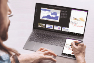 Le ThinkBook Plus G3 de Lenovo arbore un écran tactile secondaire.