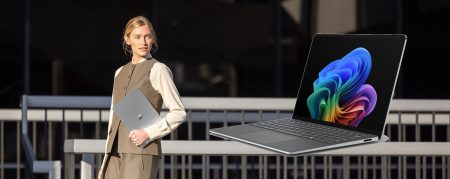 Microsoft lance pour les professionnels une version 5G de son Surface Laptop 7 "Copilot+ PC"